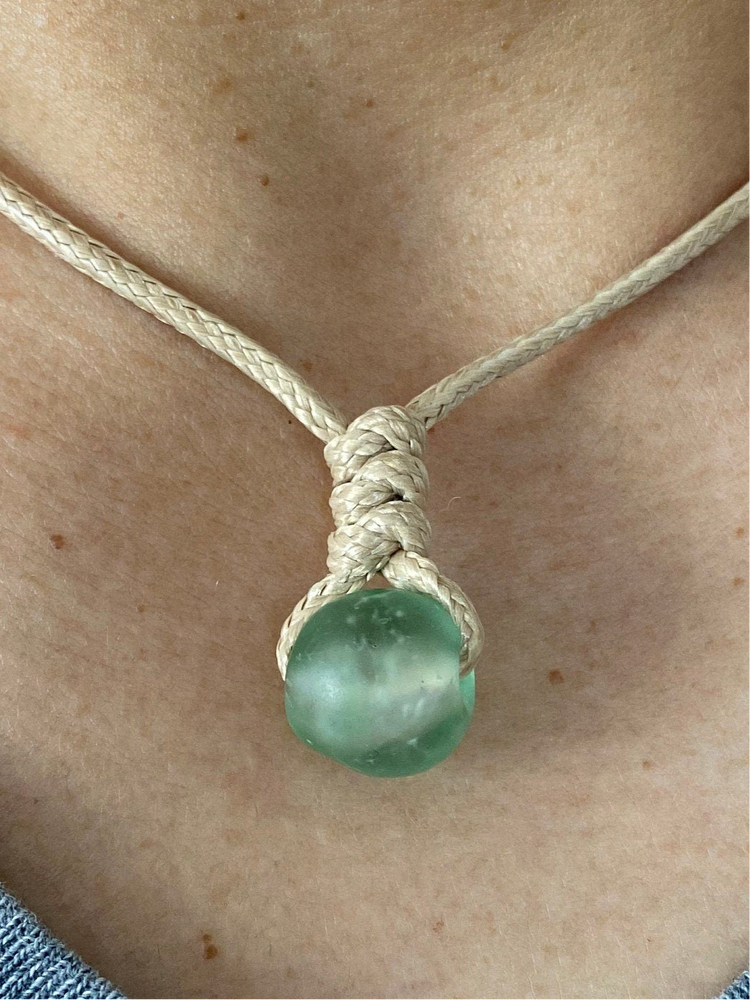 Surfer Necklace Beach Necklace Seaglass Adjustable Waterproof. Choker for Men Women Teen (Green)