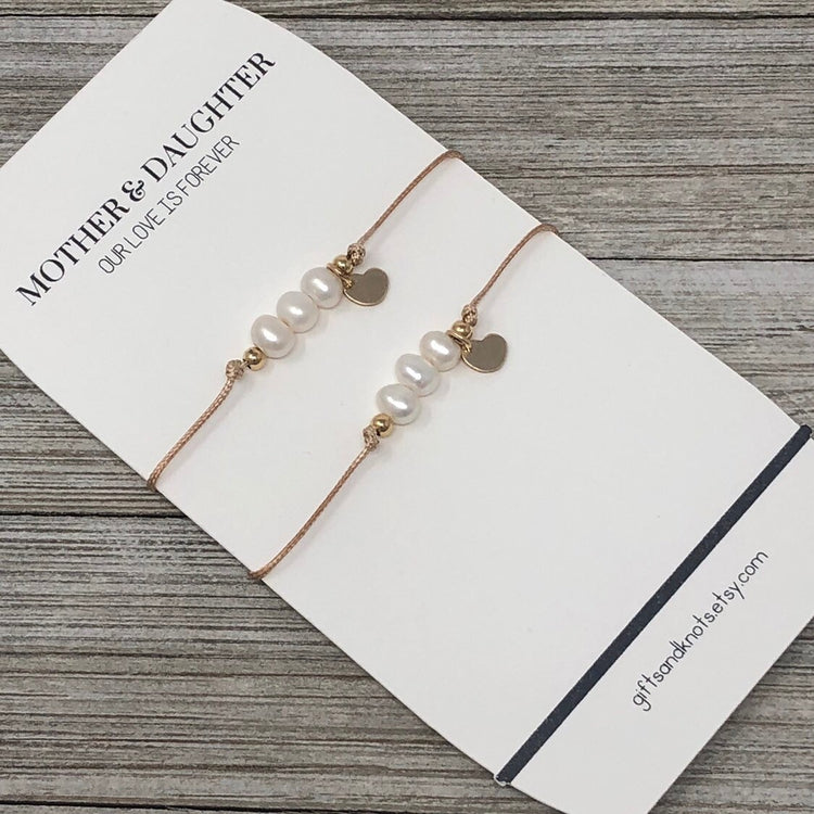 Mother and Daughter, Bracelet Set for Mother and Daughter, Freshwater Pearls and Goldfilled hearts